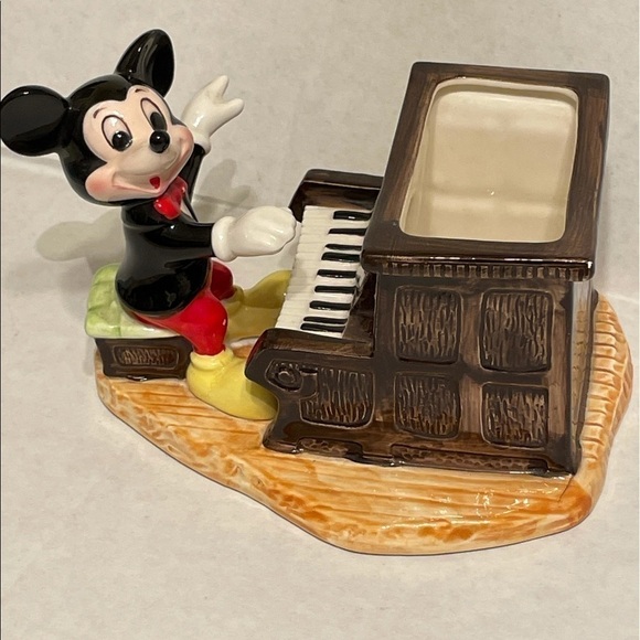 Disney-Vintage Japan Mickey Mouse Playing Piano Ceramic Planter - Picture 2 of 12